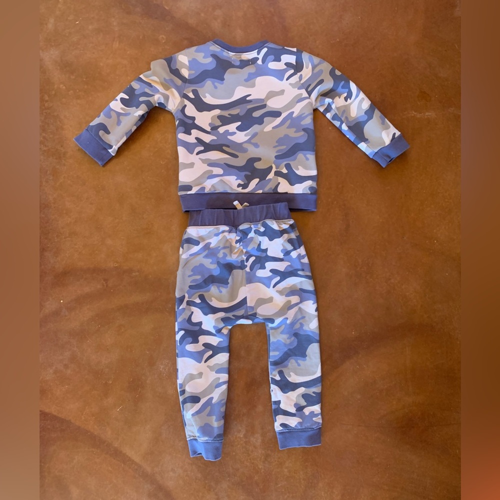 Peek baby sweatsuit EUC light navy/blue/greyish camo 12-18 months 100% cotton